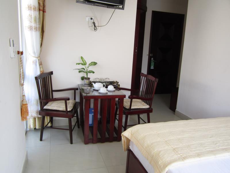 Nhiet Doi Hotel Туїхоа Екстер'єр фото