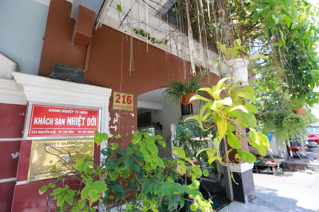 Nhiet Doi Hotel Туїхоа Екстер'єр фото