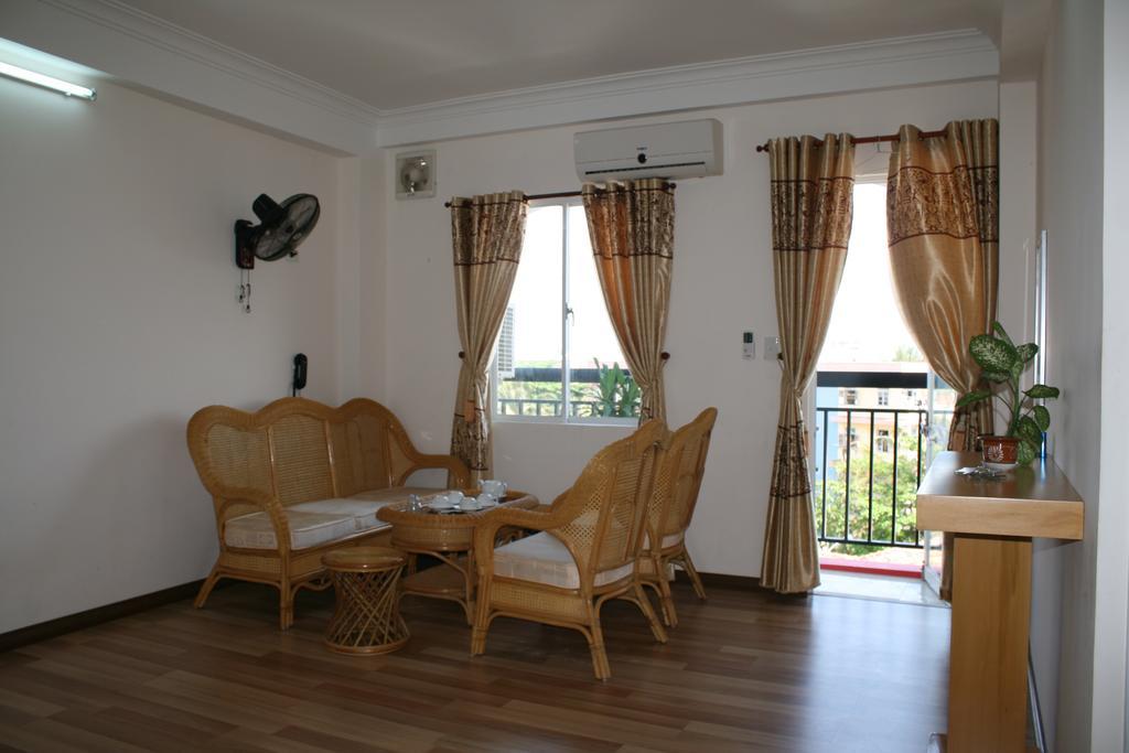 Nhiet Doi Hotel Туїхоа Екстер'єр фото