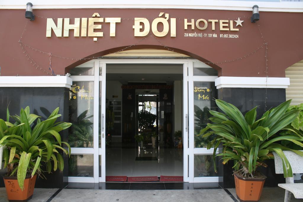 Nhiet Doi Hotel Туїхоа Екстер'єр фото